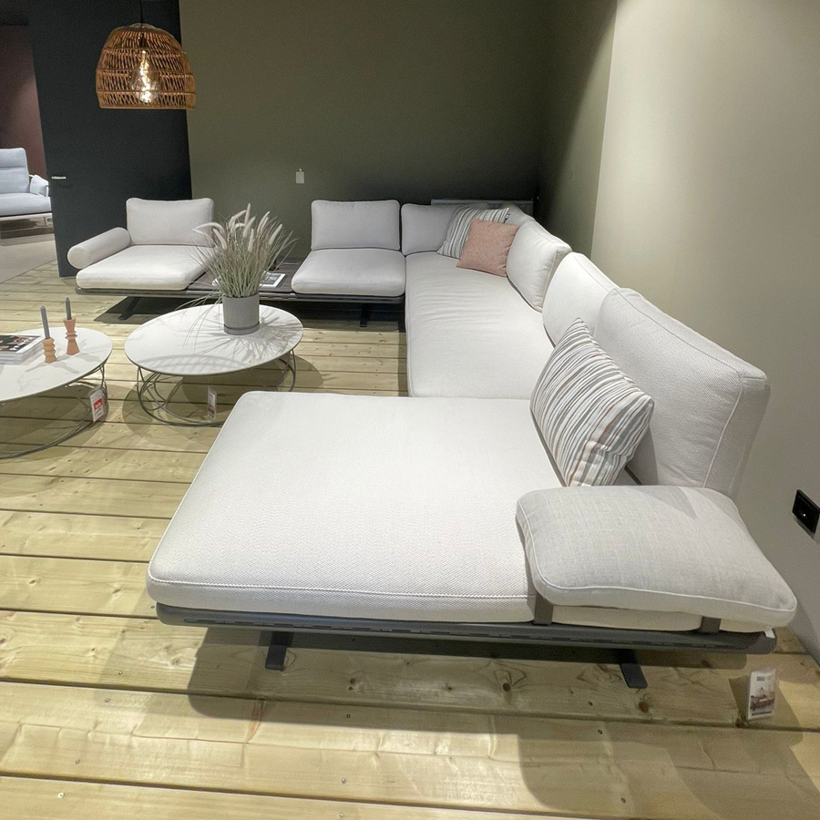 3 Rolf Benz Outdoor Lounge bank witte hoekbank met korting 1