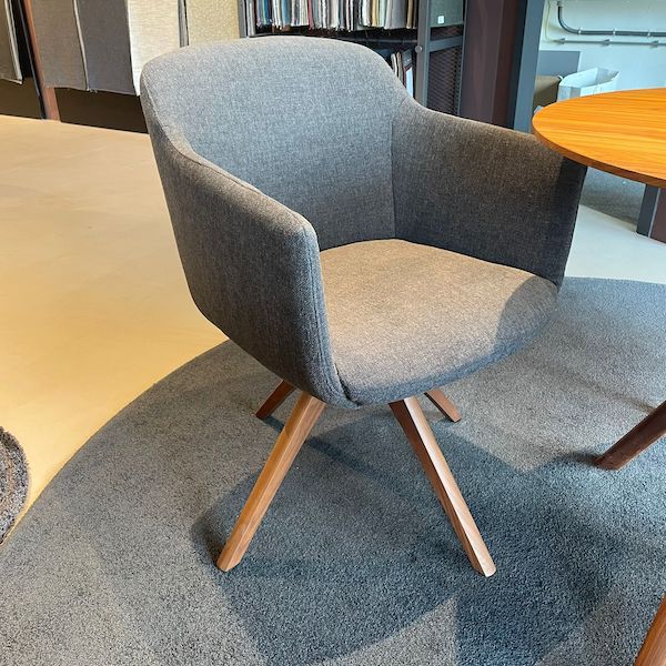 Rolf Benz 640 eetstoelen set (3)