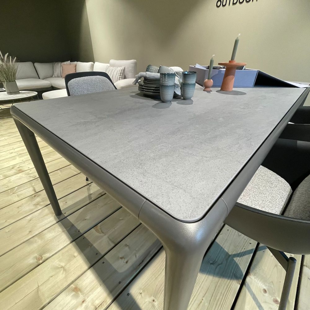 Rolf Benz Yoko Outdoor Buitentafel Tuintafel Grijs keramiek Uitverkoop korting 3