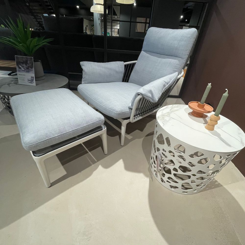 Rolf Benz Outdoor fauteuil met poef